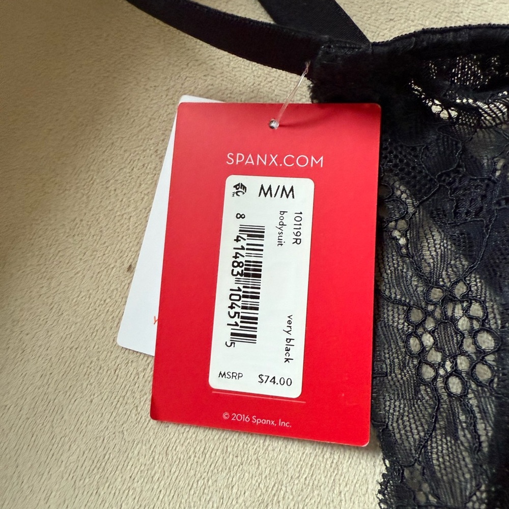 Spanx Black Lace Bodysuit Shapewear NWT - Picture 3 of 3